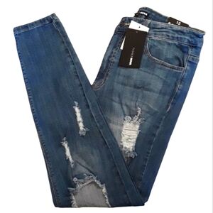 🆕️Fashion Nova Distressed Envy Me Skinny Jeans. Women's Plus Size: W15x29L